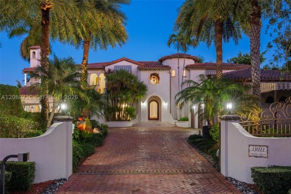 Hammocks Oaks Harbor, 11011 Marin St, Coral Gables, Florida 33156, image 1