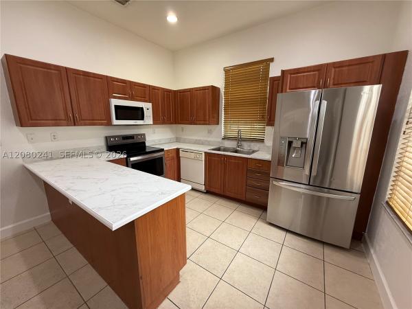 Meadow Pines, 634 SW 147th Ave, Pembroke Pines, Florida 33027, image 3