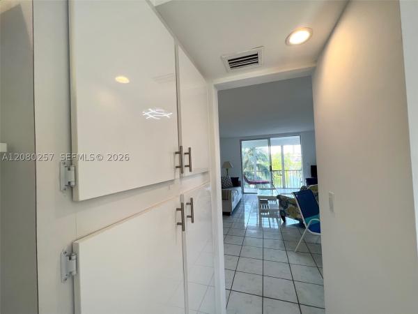 Point East, 3030 Marcos Dr #T-302, Aventura, Florida 33160, image 3