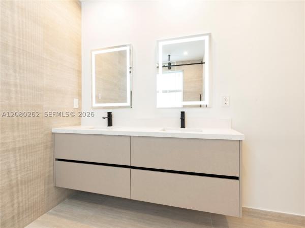 Seawanna, 721 SW 7th Ave, Fort Lauderdale, Florida 33315, image 3