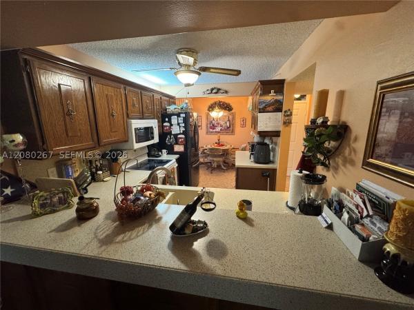 5613 Coral Lake Dr #201, Coconut Creek, Florida 33063, image 2