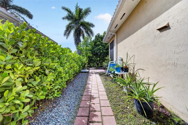 Cutler Cay, 7548 SW 189th St, Cutler Bay, Florida 33157, image 1