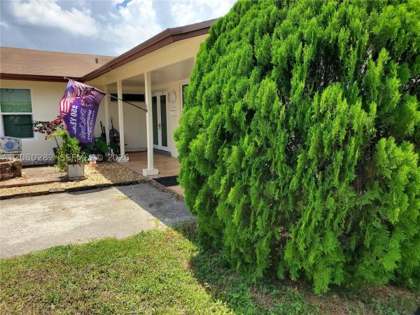 16630 SW 102nd Pl, Unincorporated Dade County, Florida 33157, image 3