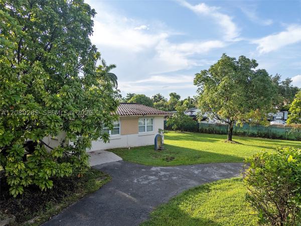 381 SW 127th Ave, Unincorporated Dade County, Florida 33184, image 1