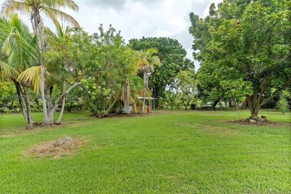 381 SW 127th Ave, Unincorporated Dade County, Florida 33184, image 3