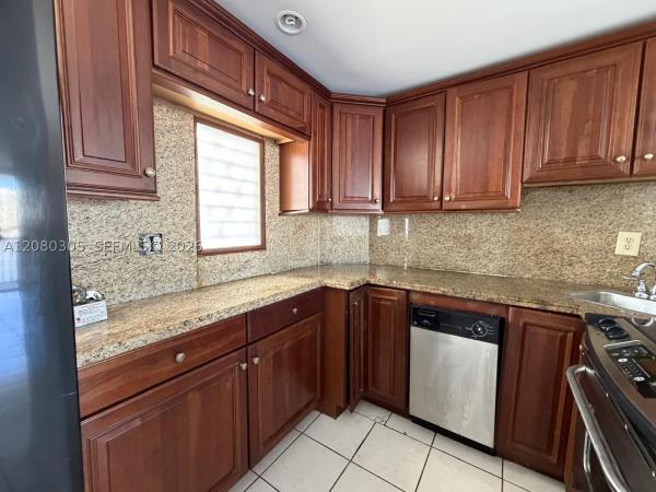 Point East, 2861 Leonard Dr #F-608, Aventura, Florida 33160, image 1
