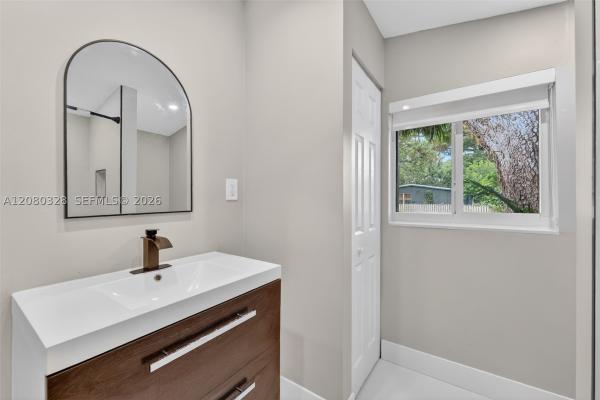 Riverside Estates, 1508 SW 20th Ave, Fort Lauderdale, Florida 33312, image 2