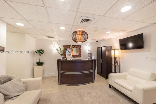 The Floridian, 650 West Ave #406, Miami Beach, Florida 33139, image 1