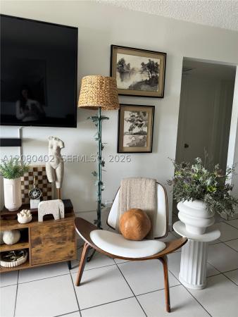 5050 Building, 5050 NW 7th St #604, Miami, Florida 33126, image 1