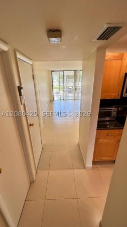 Biscaya, 20500 W Country Club Dr #204, Aventura, Florida 33180, image 3