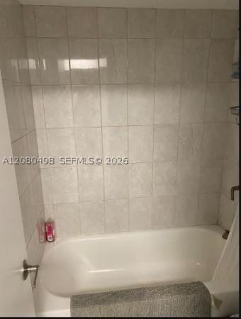 New Land Gardens, 16750 NE 10th Ave #317, North Miami Beach, Florida 33162, image 2
