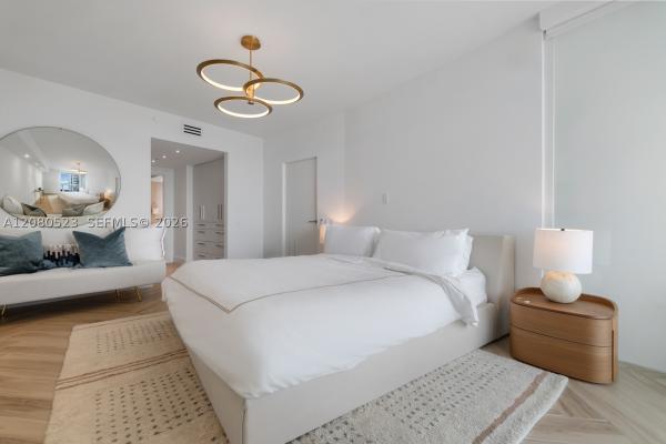 Icon South Beach, 450 Alton Rd #2505, Miami Beach, Florida 33139, image 3