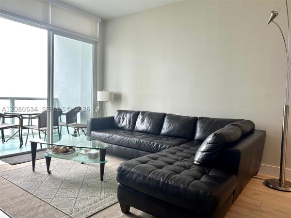 Arlen House East, 100 Bayview Dr #PH-08, Sunny Isles Beach, Florida 33160, image 2