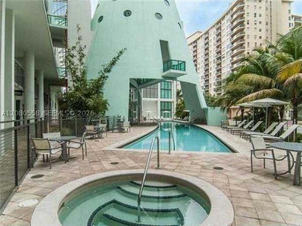 Miami Beach, Florida 33140, image 3