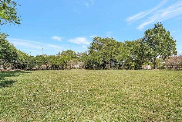 Fla Fruit Lands, 28 SW St, Davie, Florida 33330, image 3