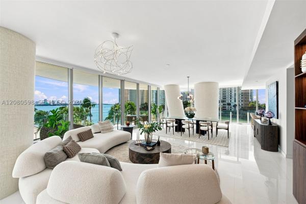 300 Biscayne Blvd Way #301, Miami, Florida 33131, image 2