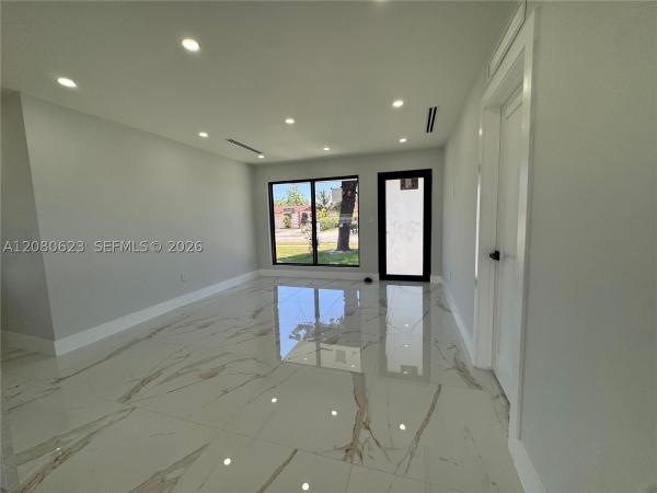 2251 NW 193rd Ter, Miami Gardens, Florida 33056, image 2