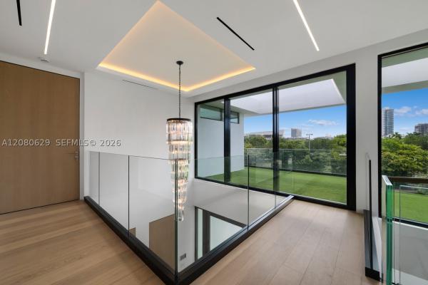 Mid Golf, 2094 Prairie Ave, Miami Beach, Florida 33139, image 3