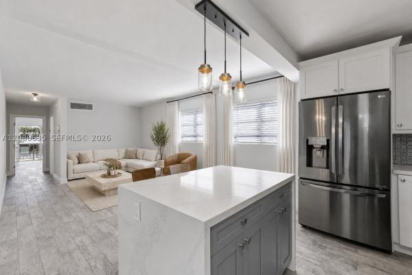 Golden House, 1340 Lincoln Rd #208, Miami Beach, Florida 33139, image 3