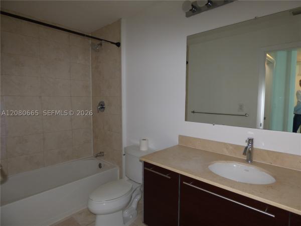 Quantum On The Bay, 1900 N Bayshore Dr #2905, Miami, Florida 33132, image 1