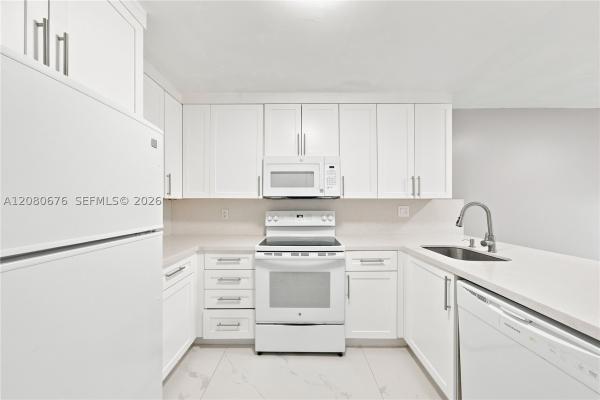 8410 SW 154th Circle Ct #621, Unincorporated Dade County, Florida 33193, image 2