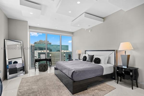 Brickell House, 1300 Brickell Bay Dr #4400, Miami, Florida 33131, image 3
