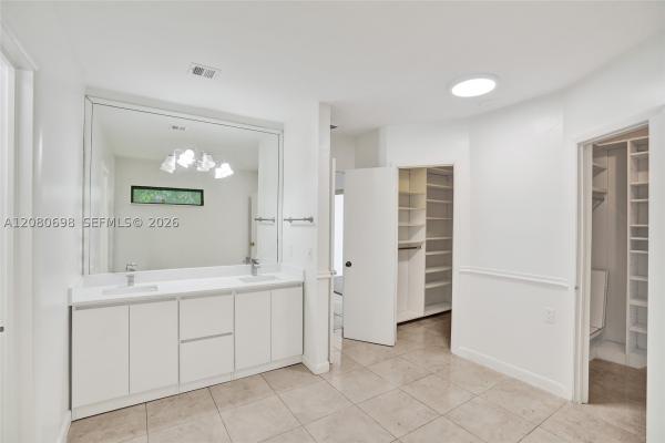 8260 N Kendall Dr, Unincorporated Dade County, Florida 33156, image 2