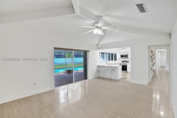 8260 N Kendall Dr, Unincorporated Dade County, Florida 33156, image 3