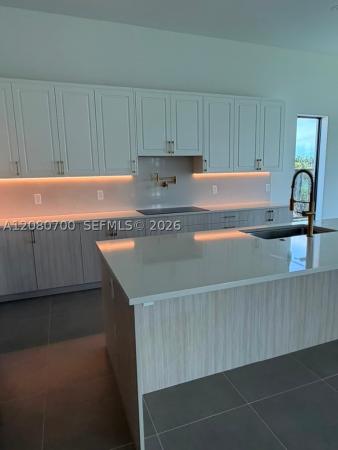 8564 NW 160th Ter, Miami Lakes, Florida 33016, image 3