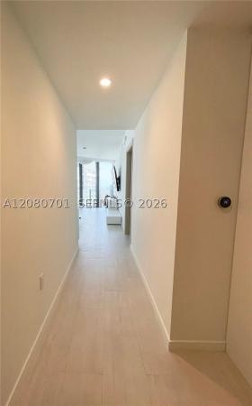 Miami, Florida 33131, image 3
