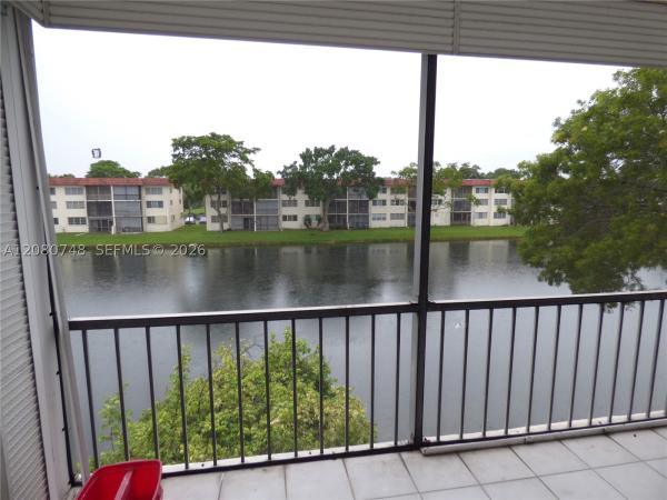 Hollybrook Golf & Tennis Club, 361 S Hollybrook Dr #302, Pembroke Pines, Florida 33025, image 3