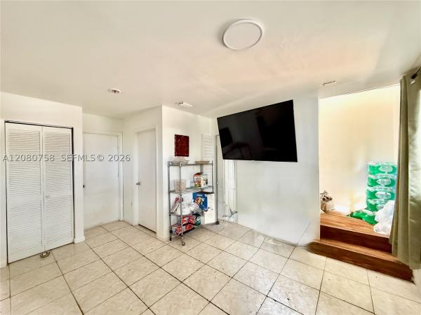 759 NW 70th St #2, Miami, Florida 33150, image 3