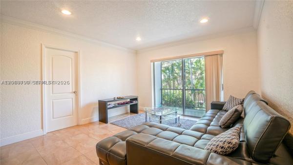 7915 SW 104th St #202-G, Unincorporated Dade County, Florida 33156, image 2