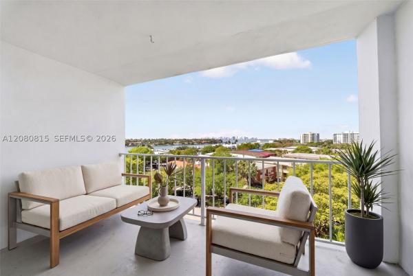Stanton House, 6900 Bay Dr #6B, Miami Beach, Florida 33141, image 2
