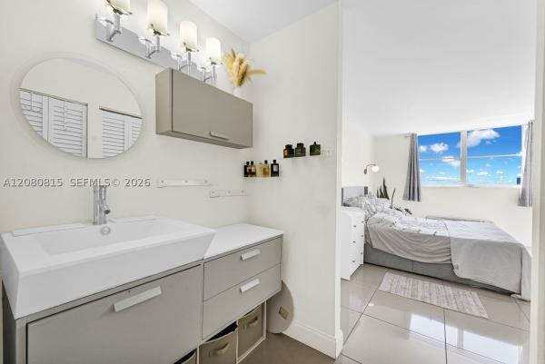Stanton House, 6900 Bay Dr #6B, Miami Beach, Florida 33141, image 1