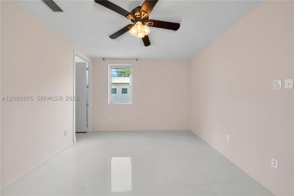 3253 Mcdonald St, Miami, Florida 33133, image 2