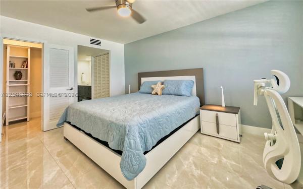 Arlen Beach, 5701 Collins Ave #908, Miami Beach, Florida 33140, image 3