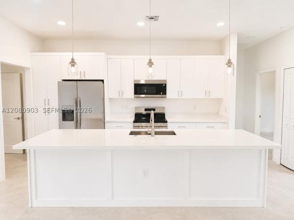 Lehigh Acres, 1401 W 10th St, Lehigh Acres, Florida 33972, image 1