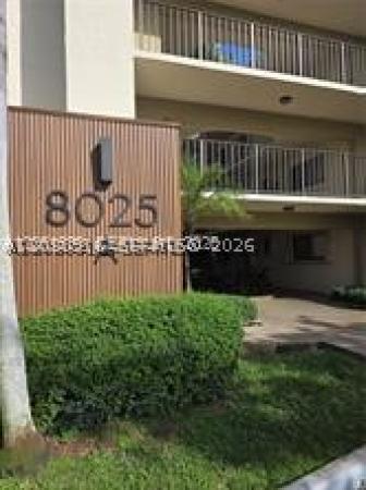 8025 SW 107th Ave #123, Unincorporated Dade County, Florida 33173, image 2