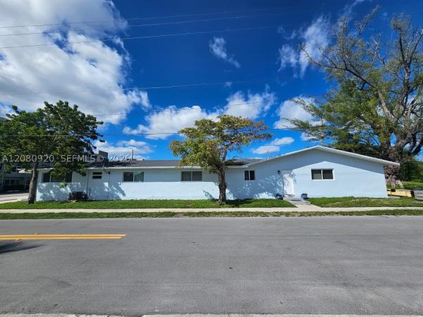 329 SE 2nd St #1-2, Hallandale Beach, Florida 33009, image 1