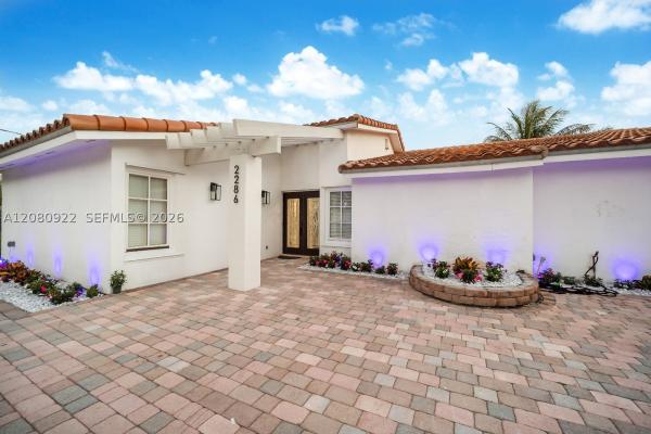 2286 NE 215th St, Unincorporated Dade County, Florida 33180, image 3