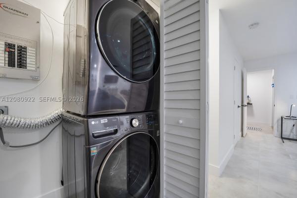 2286 NE 215th St, Unincorporated Dade County, Florida 33180, image 1
