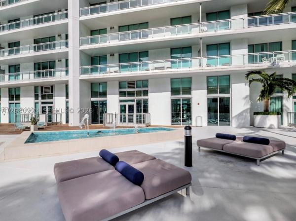 The Ivy At Riverfront, 90 SW 3rd St #2210, Miami, Florida 33130, image 2