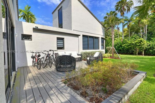 Avocado Land, 6121 SW 104th St, Pinecrest, Florida 33156, image 1