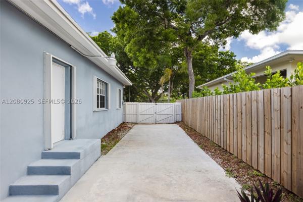 5960 SW 46th Ter, Unincorporated Dade County, Florida 33155, image 3