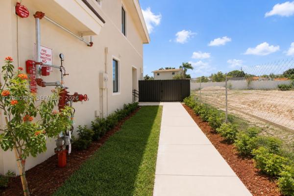 19440 SW 125th Ave #A, Unincorporated Dade County, Florida 33177, image 2