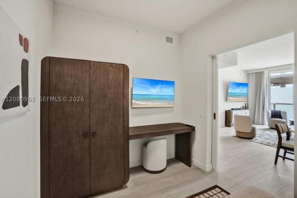 1611 SW 2nd Ave #402, Miami, Florida 33129, image 3
