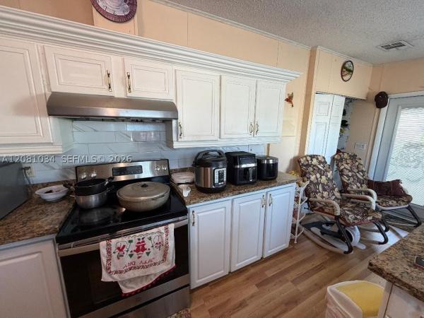 19800 SW 180th Ave #569, Unincorporated Dade County, Florida 33187, image 1