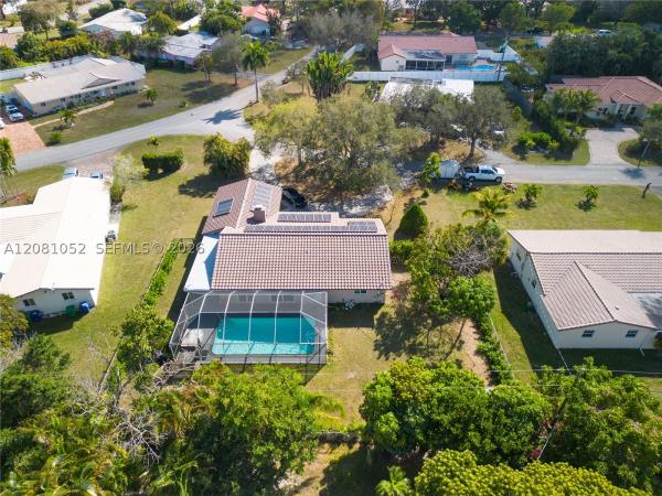 Coral Springs Residential, 8203 NW 37th St, Coral Springs, Florida 33065, image 1