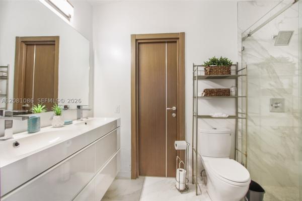 2200 NE 192nd St, Unincorporated Dade County, Florida 33180, image 3